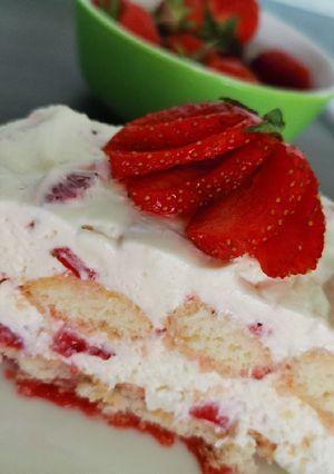 Epres fehércsokis tiramisu recept fotója