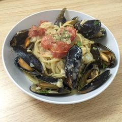 A picture of Mussels spaghetti.
