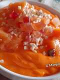 Mousse di gelo all'arancia con yogurt, granella di mandorle e canditi