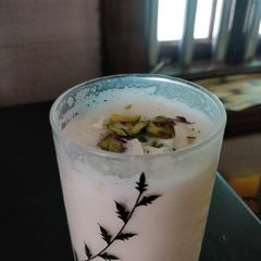 A picture of Almond pistachio smoothie.