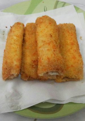 Foto resep Roti Goreng Roll isi Keju dan sosis