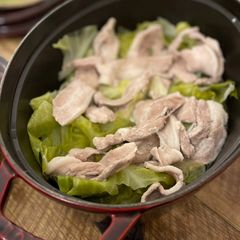 A picture of 🍲 Pointed cabbage & pork belly hot pot.