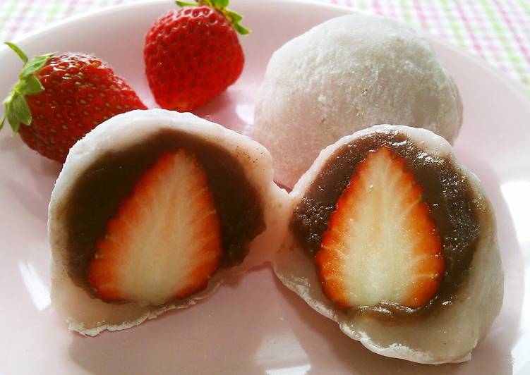 How to Make Appetizing Easy Strawberry Daifuku