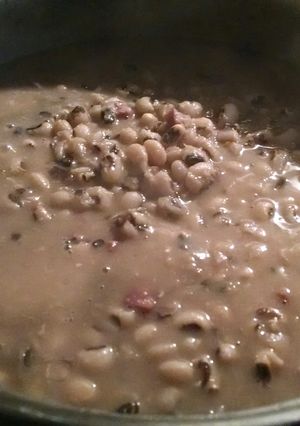 A picture of Black Eye Peas.