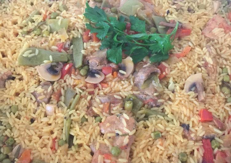 Arroz con verduras y costilla de cerdo