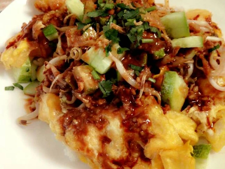 Cara Mudah Menyiapkan Resep Tahu telur bumbu petis yang Enak Banget Anti Ribet, Mantap Sekali