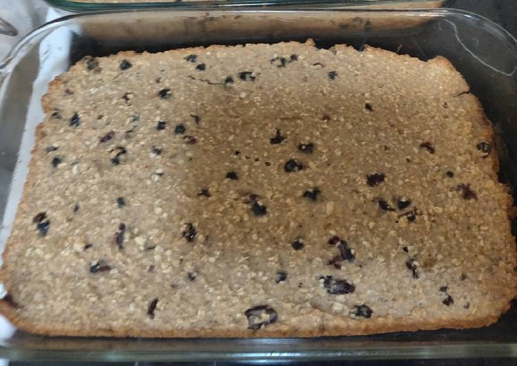 Simple Way to Make Quick Oatmeal Breakfast Bars