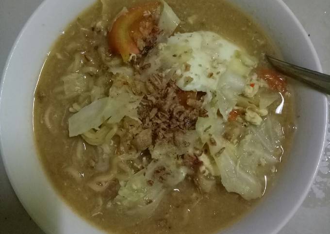Cara membuat Indomie Goreng Rebus (Mie Dogdog) Cara membuat Indomie Goreng Rebus (Mie Dogdog)