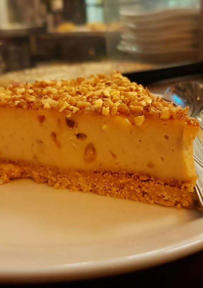 Una foto de Tarta de turrón sin horno