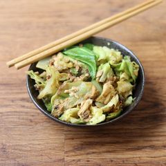 Stir fry cabbage with egg ผัดผักกะหล่ำปลีใส่ไข่ A picture of Stir fry cabbage with egg ผัดผักกะหล่ำปลีใส่ไข่.