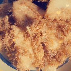 A picture of Fried yam and Egg.
