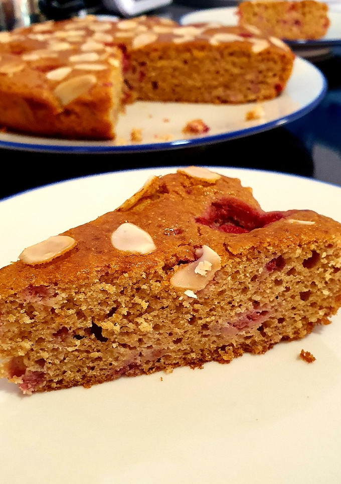 Una foto de Tarta inspirada en el pastel de ricotta y frambuesas de Paula G