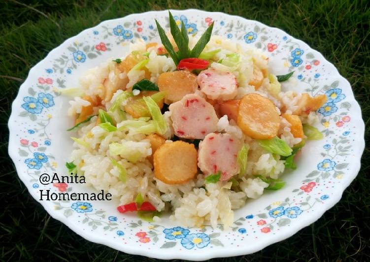 Cara membuat Nasi goreng baso Ikan yang nikmat dan Mudah Dibuat