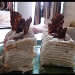 A picture of Bread Cake.