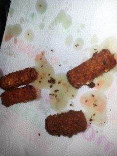 A picture of Easy mozzarella sticks.