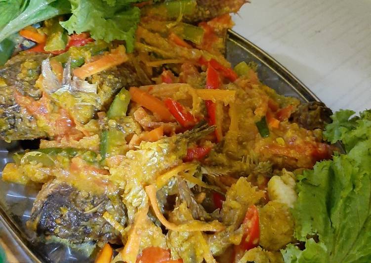 Acar kuning ikan Nila