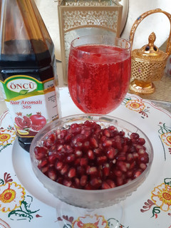 A picture of Pomegranate spritzer alcohol free.