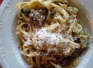 Foto di TAJADELE COI FIGADINI (tagliatelle con i fegatini di pollo) alla veronese