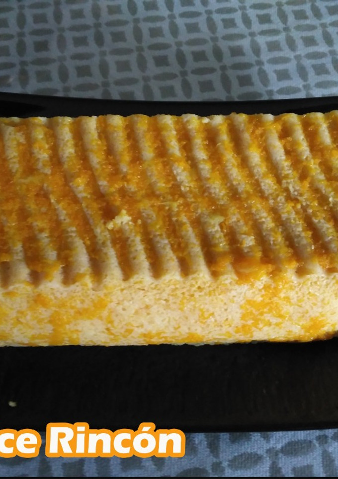 Una foto de Bizcocho de naranja al microondas sin azúcar y sin gluten