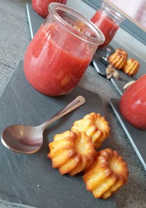 Une photo de Mini cannelés bordelais