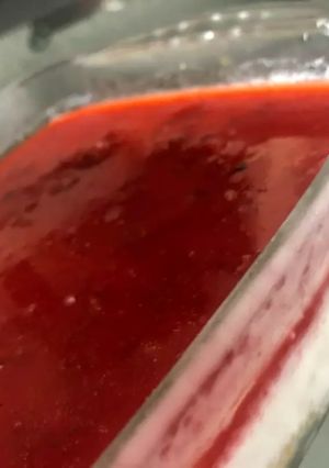 A picture of Strawberry 🍓 cream cheese.