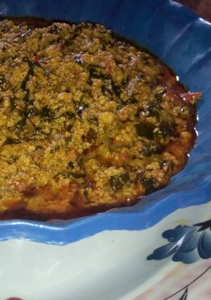 A picture of Egusi soup.