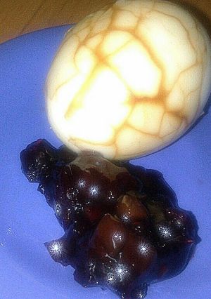 A picture of Sig's Tea Eggs with Orange and Blueberry Chutney.