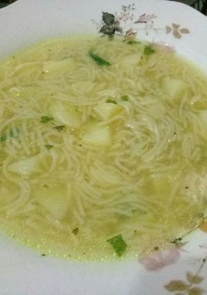 صورة لوصفة شوربة البطاطا والشعيرية