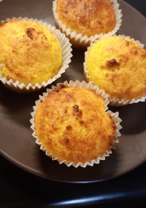 Una foto de Magdalenas keto de coco, sin harinas y sin gluten