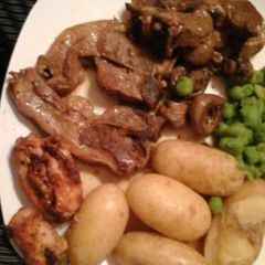 A picture of My Lamb Chops Lemon and Rosemary Bake ☺.