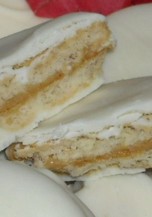 A picture of Can't Eat Just One Cookies.