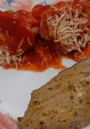Una foto de Solomillo a la mostaza y coliflor con tomate gratinada. Airfryer