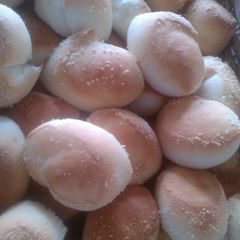 Pandesal A picture of Pandesal.