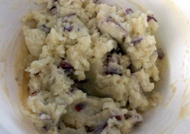 Easy Way to Make Appetizing Mashed potatoes with a kick