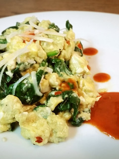 A picture of Spinach and eggs.