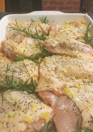 A picture of Zesty Lemon and Rosemary Chicken.