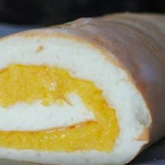 Brazo de mercedes ( custard roll) A picture of Brazo de mercedes ( custard roll).