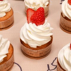 A picture of Caramel Cupcake Recipe with Strawberry Cream.