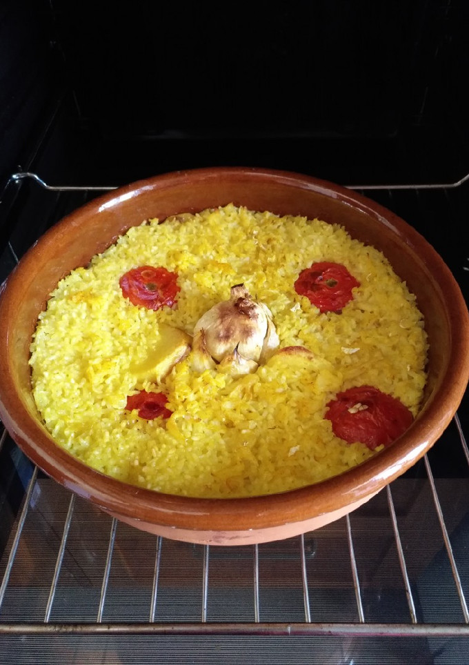 Una foto de Arroz al horno con bacalao