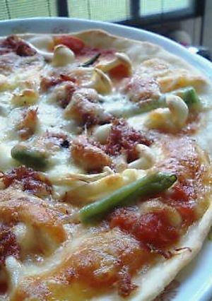 A picture of Easy and Delicious Crispy Pizza.