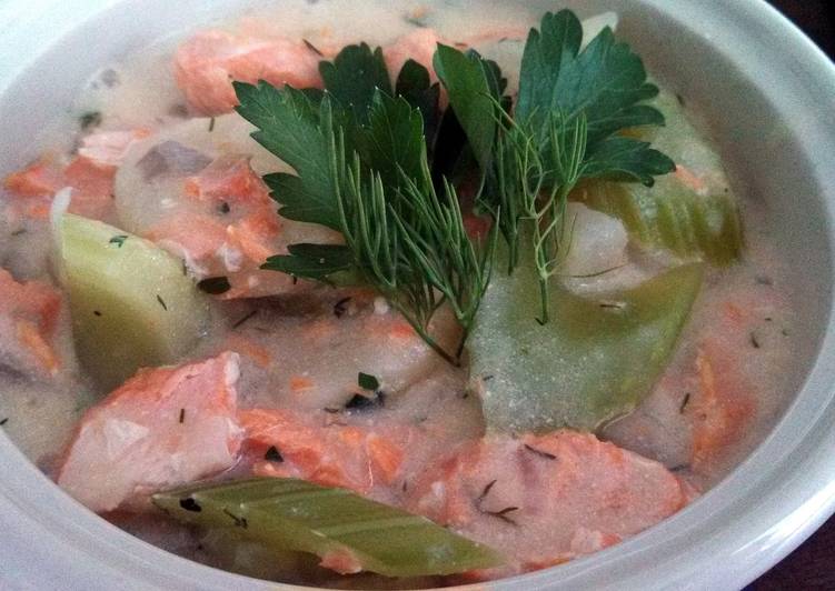 How to Make Speedy Salmon Chowder