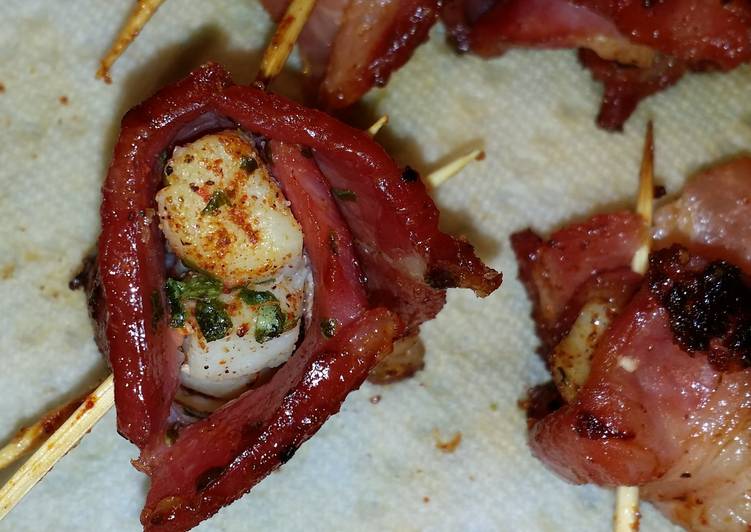 Recipe of Speedy Bacon wrapped scallops