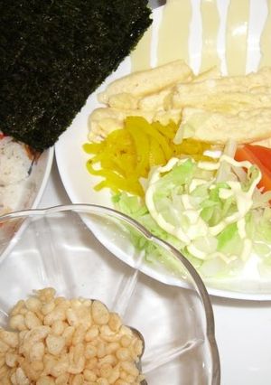 A picture of Children Will Love These ♪ Easy ♡ Hand-Rolled Sushi.