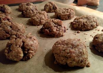 Easiest Way to Prepare Tasty Oatmeal cookies with nuts  chocolate