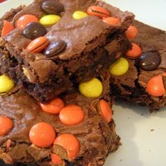 peanut butter brownies A picture of peanut butter brownies.