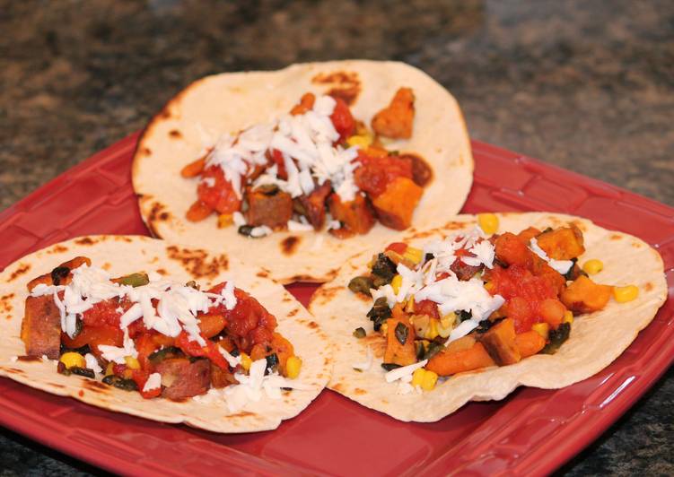 Easiest Way to Prepare Any-night-of-the-week Chipotle Roasted Veggie Tacos