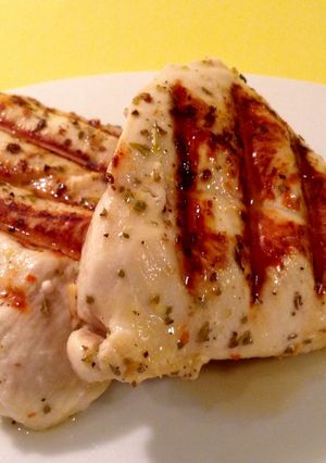 A picture of Spicy Grilled Chicken Marinade.