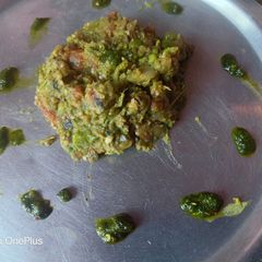 A picture of Green peas chutney.