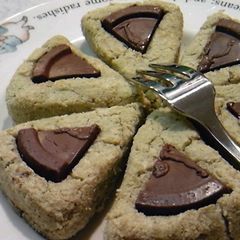 A picture of Unbelievably Low Calorie Banana Matcha Okara Scones.