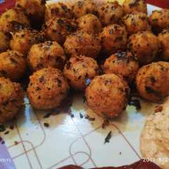 A picture of सूजी बॉल (Suji balls recipe in Hindi).